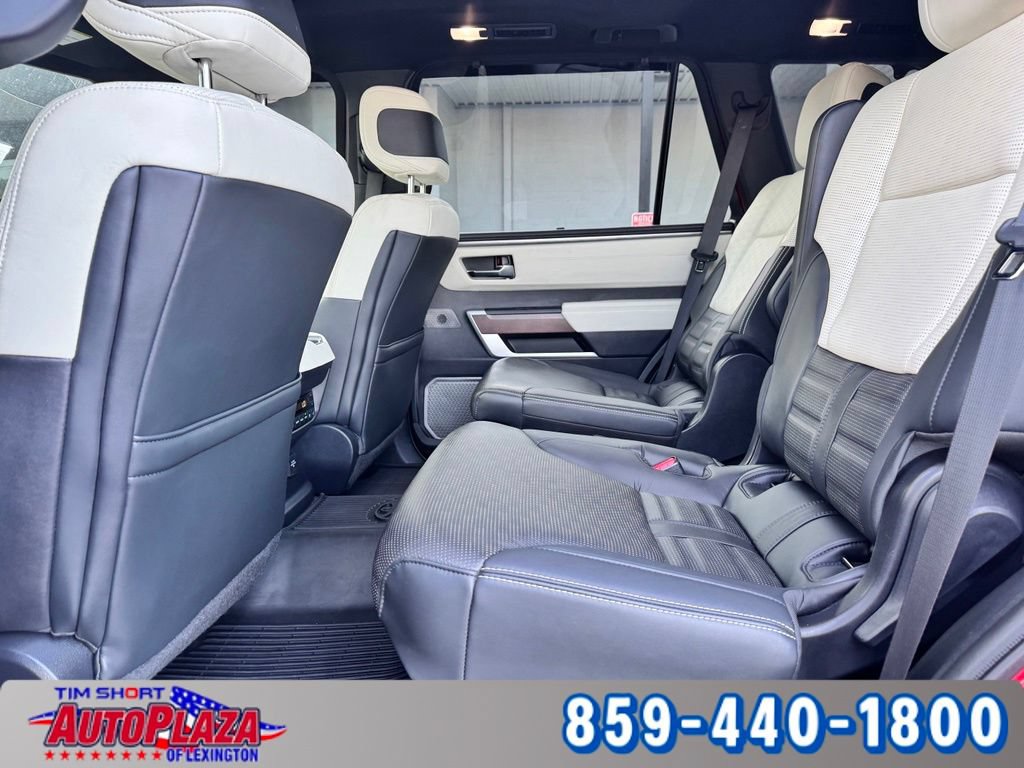 Used 2023 Toyota Sequoia Capstone AWD/4WD image 40