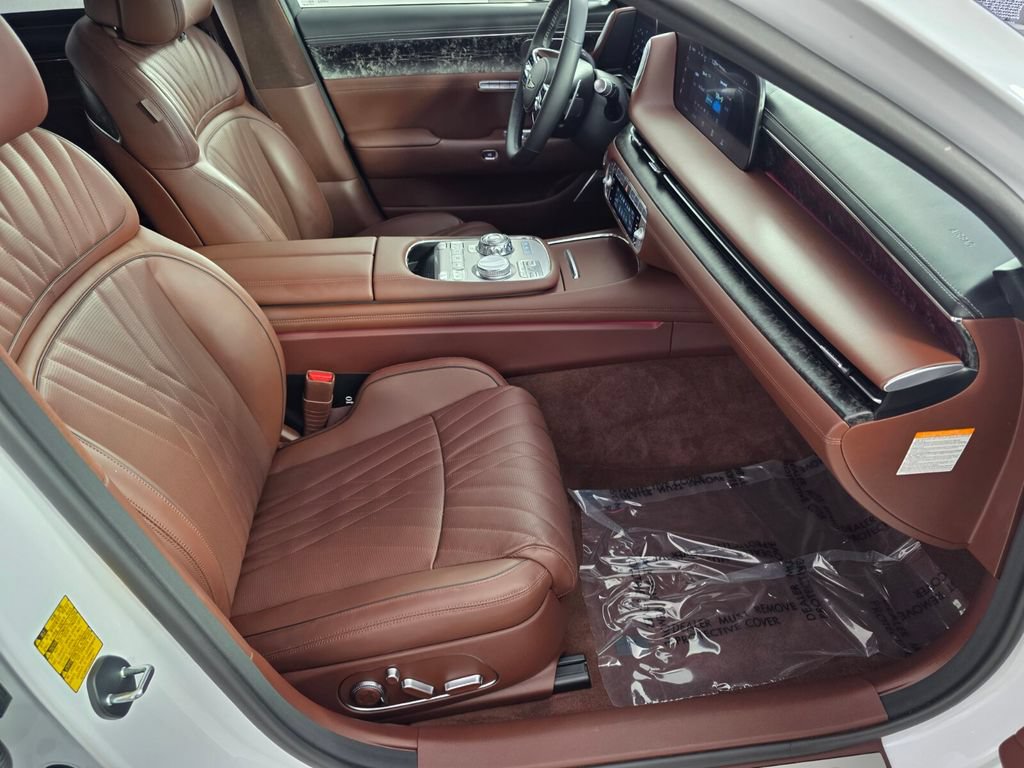 Used 2024 Genesis G90 3.5T AWD/4WD image 32