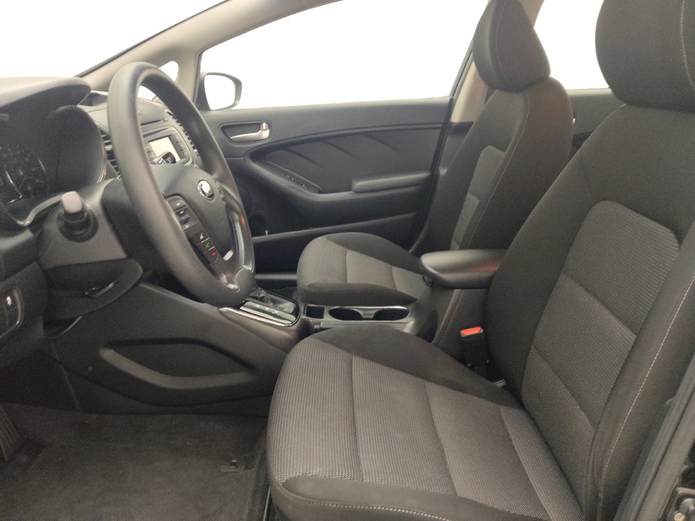 Used 2017 Kia Forte LX FWD image 17