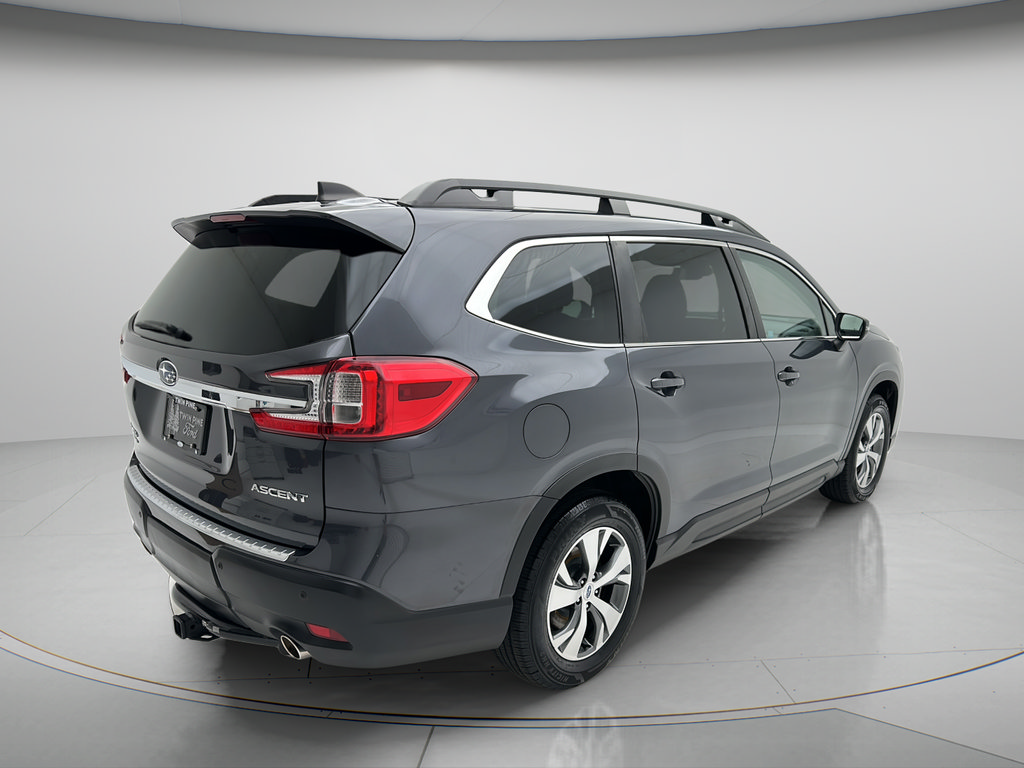 Used 2023 Subaru Ascent Premium w/ Convenience Package AWD/4WD image 3
