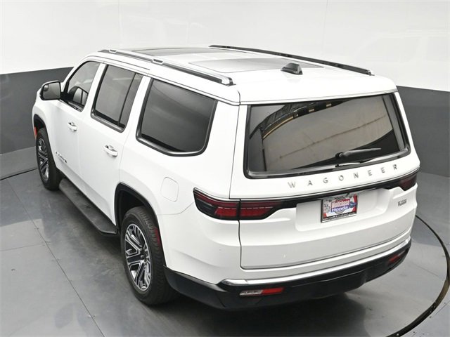 Used 2024 Jeep Wagoneer Base w/ Premium Group I image 33