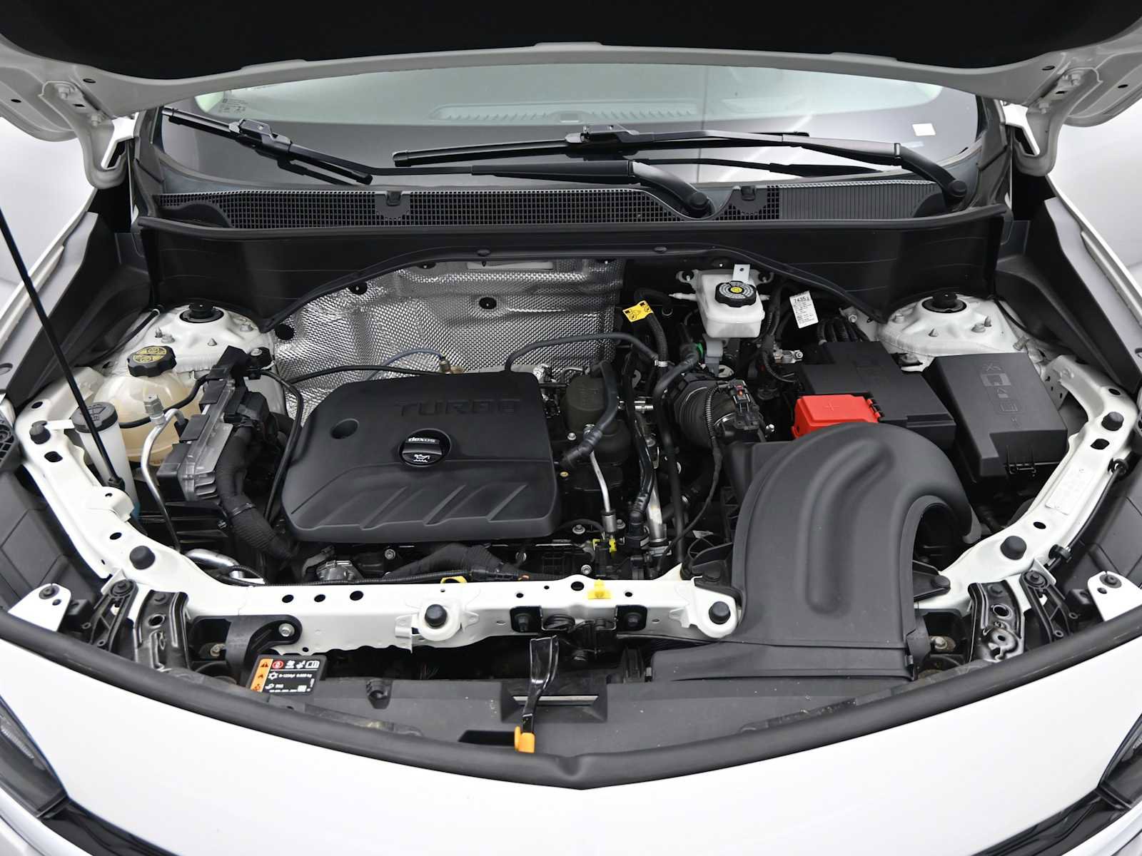 Used 2022 Buick Encore GX Essence w/ Experience Buick Package AWD/4WD image 22