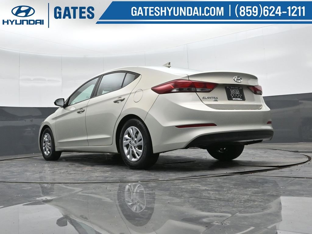 Used 2017 Hyundai Elantra SE w/ Cargo Package image 42