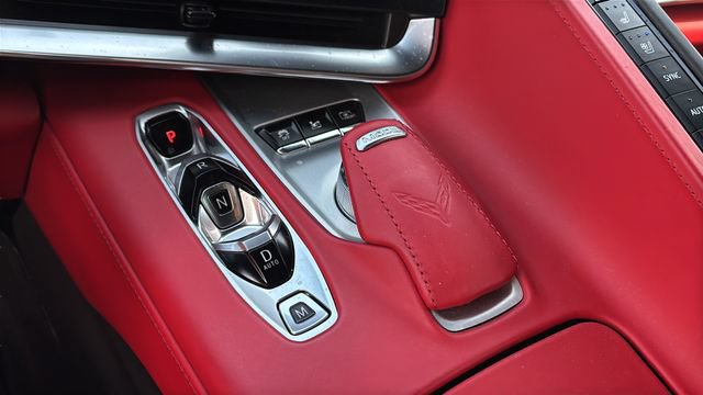 Used 2022 Chevrolet Corvette Stingray Premium Cpe w/ Z51 Performance Package RWD image 29