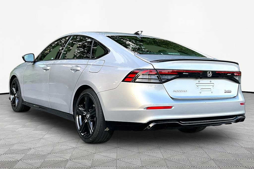 Used 2023 Honda Accord Sport image 5