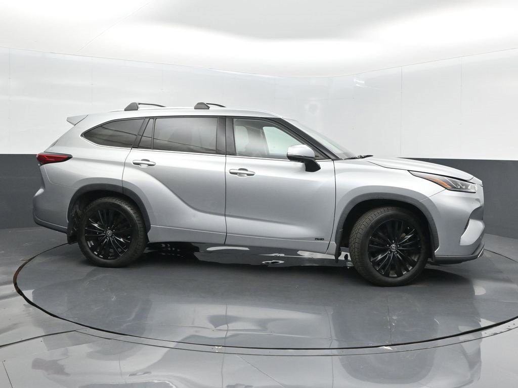 Used 2021 Toyota Highlander Platinum image 8