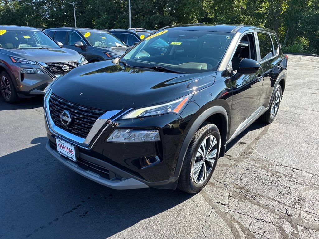 Certified 2023 Nissan Rogue SV AWD/4WD image 3
