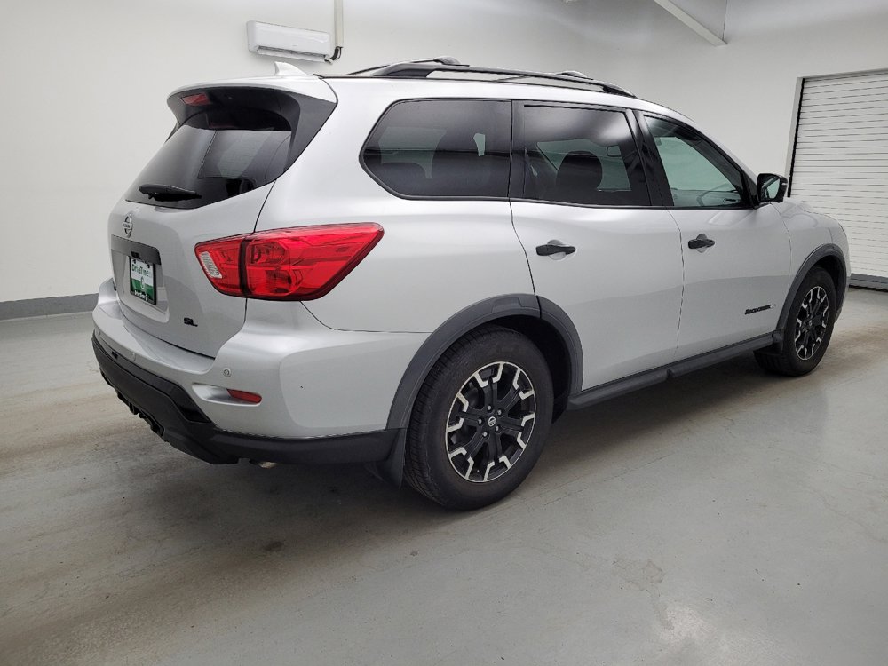 Used 2020 Nissan Pathfinder SL FWD image 10