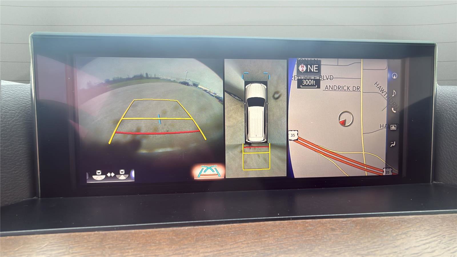 Used 2016 Lexus LX 570 4WD image 19