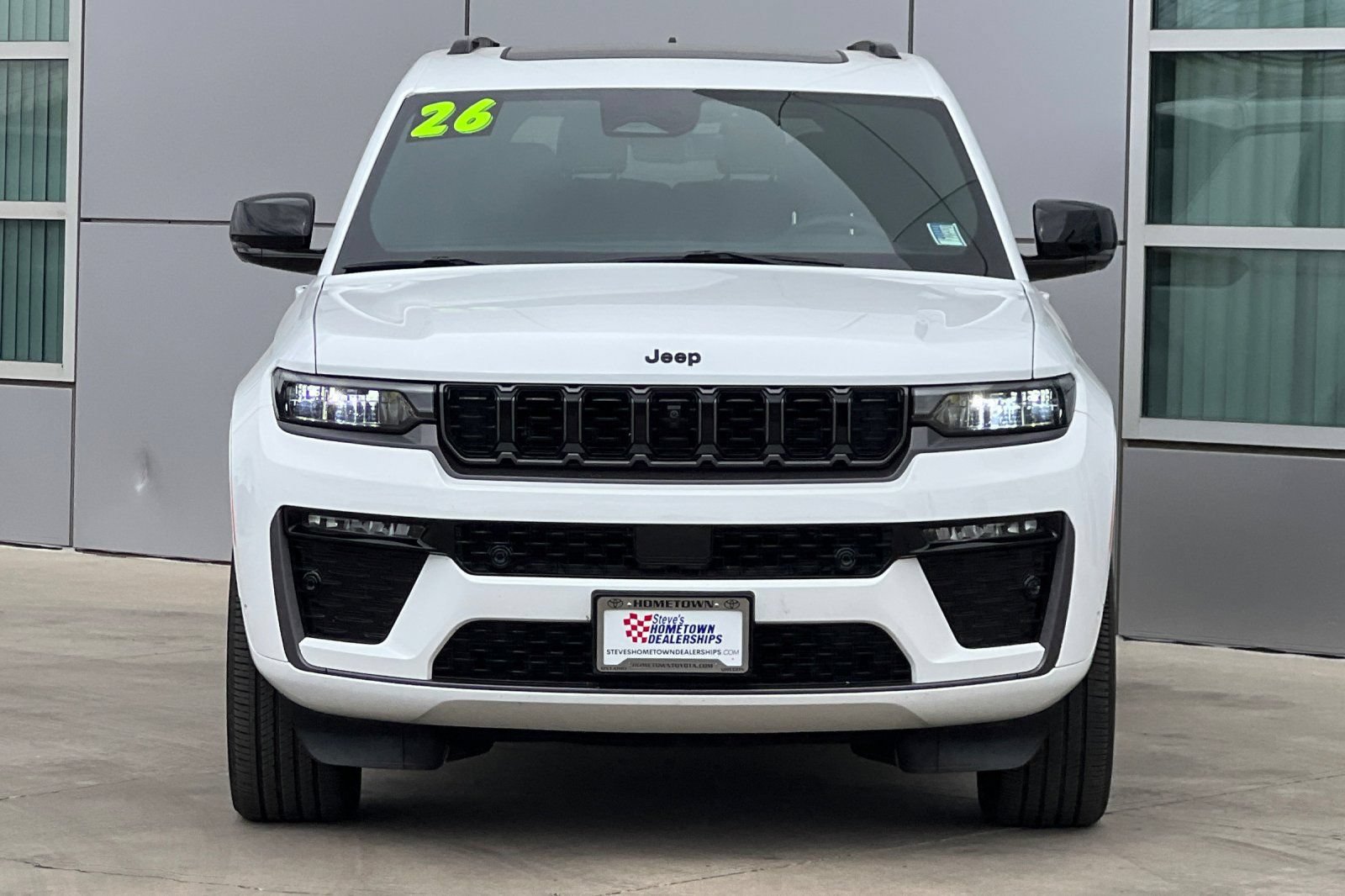 Used 2026 Jeep Grand Cherokee L Limited AWD/4WD image 6
