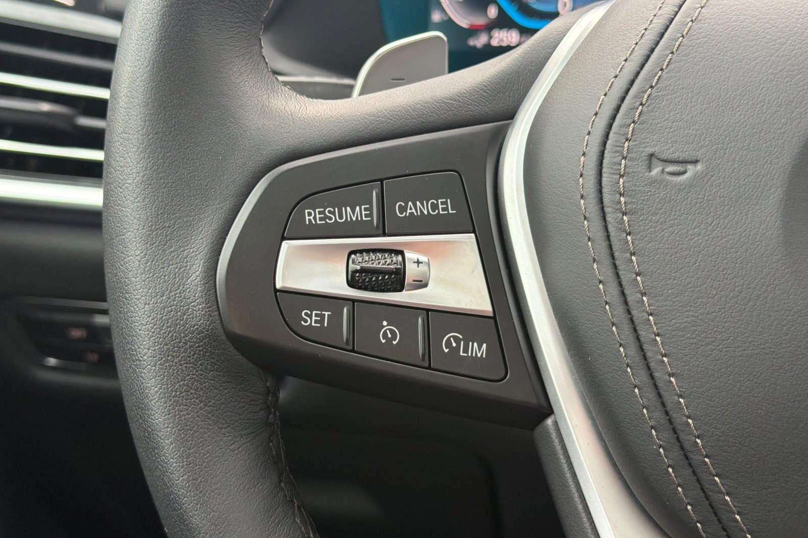 Certified 2023 BMW X5 xDrive45e w/ Climate Comfort Package image 31