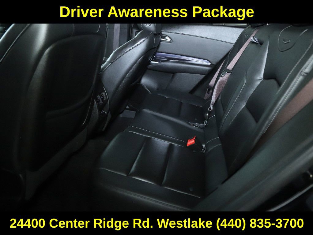 Used 2023 Cadillac XT4 Luxury w/ Cold Weather Package image 14