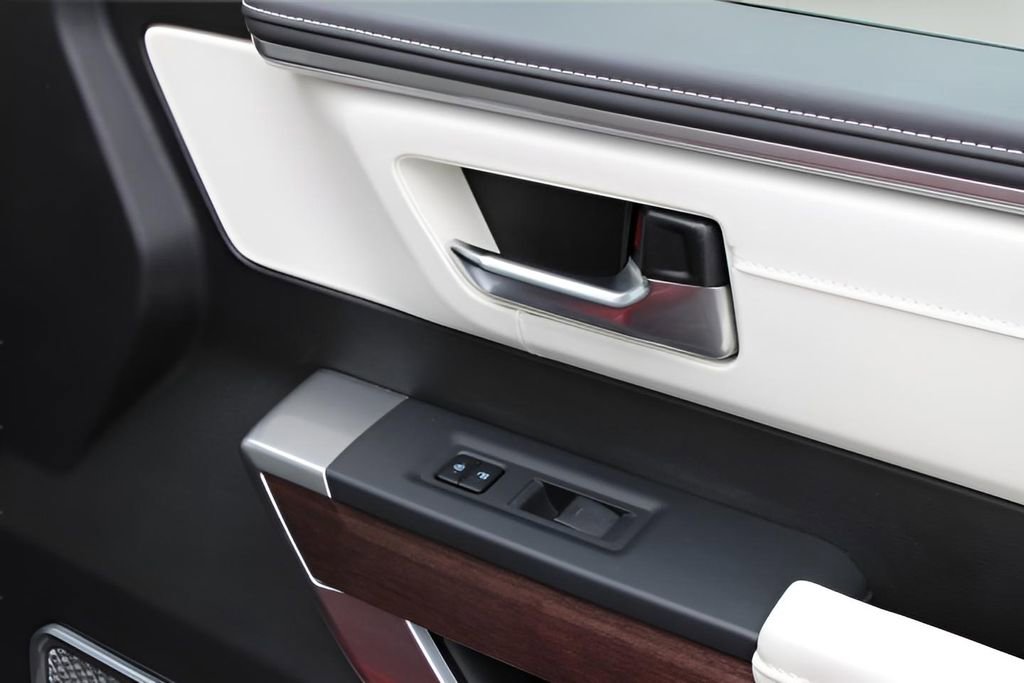 Used 2023 Toyota Sequoia Capstone image 30