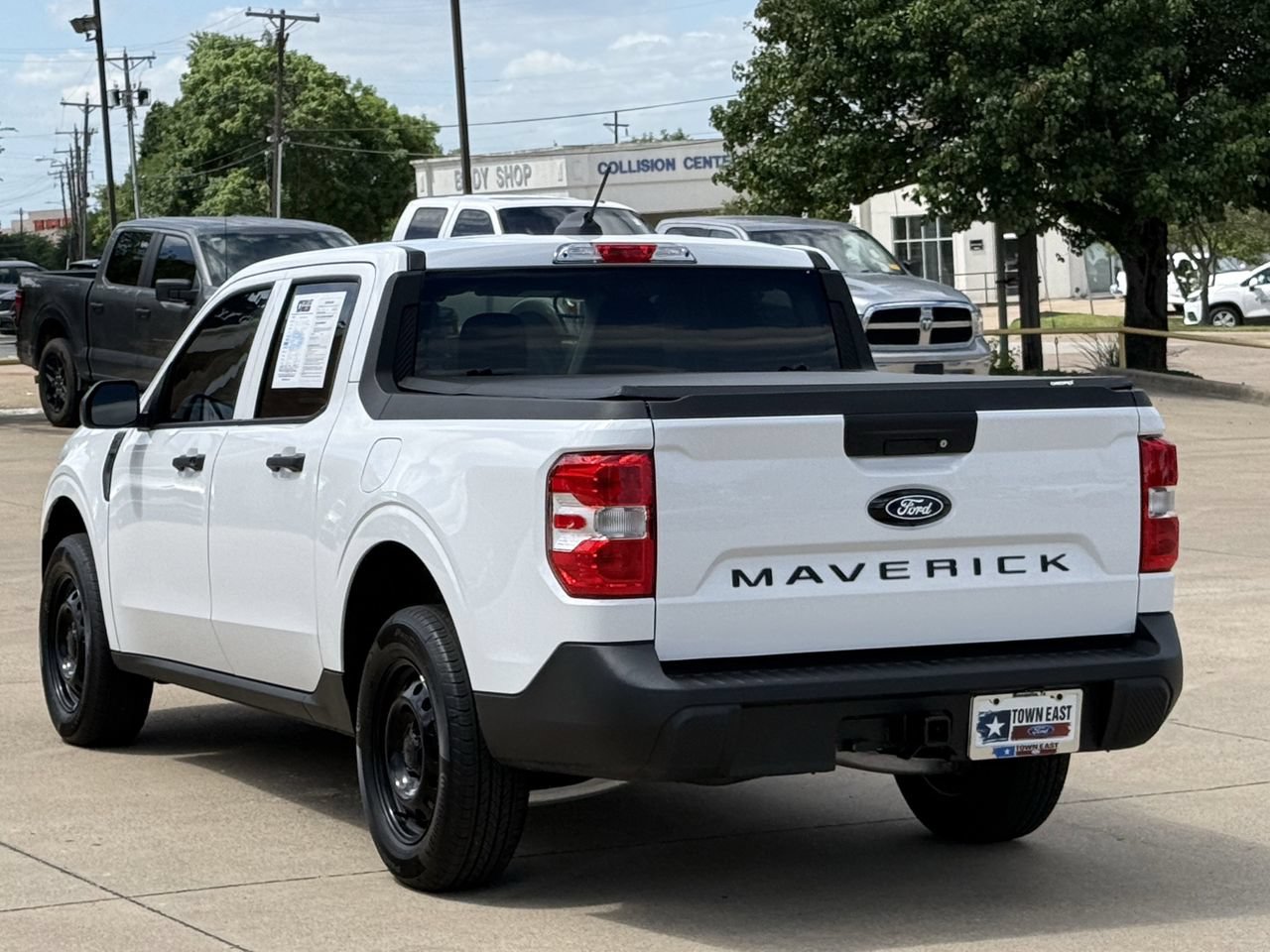 Certified 2025 Ford Maverick XL w/ Equipment Group 102A AWD/4WD image 5