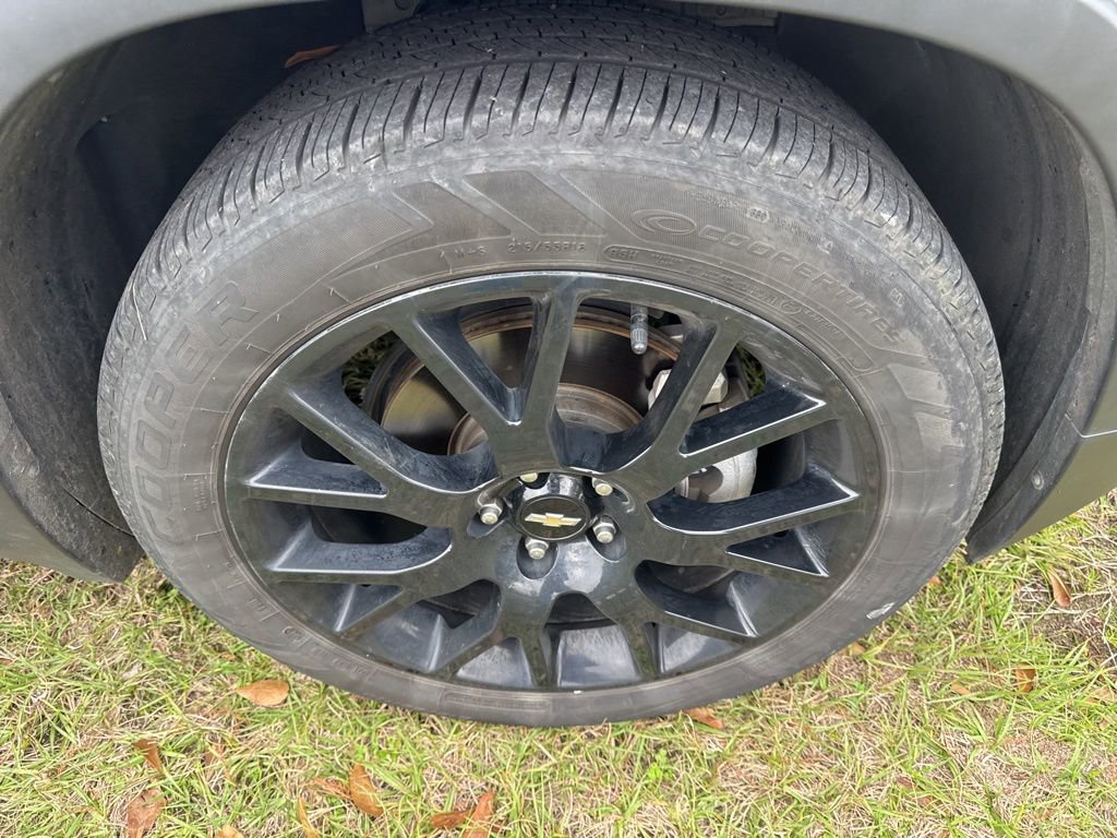 Used 2021 Chevrolet Trax LT w/ Sport Edition image 12