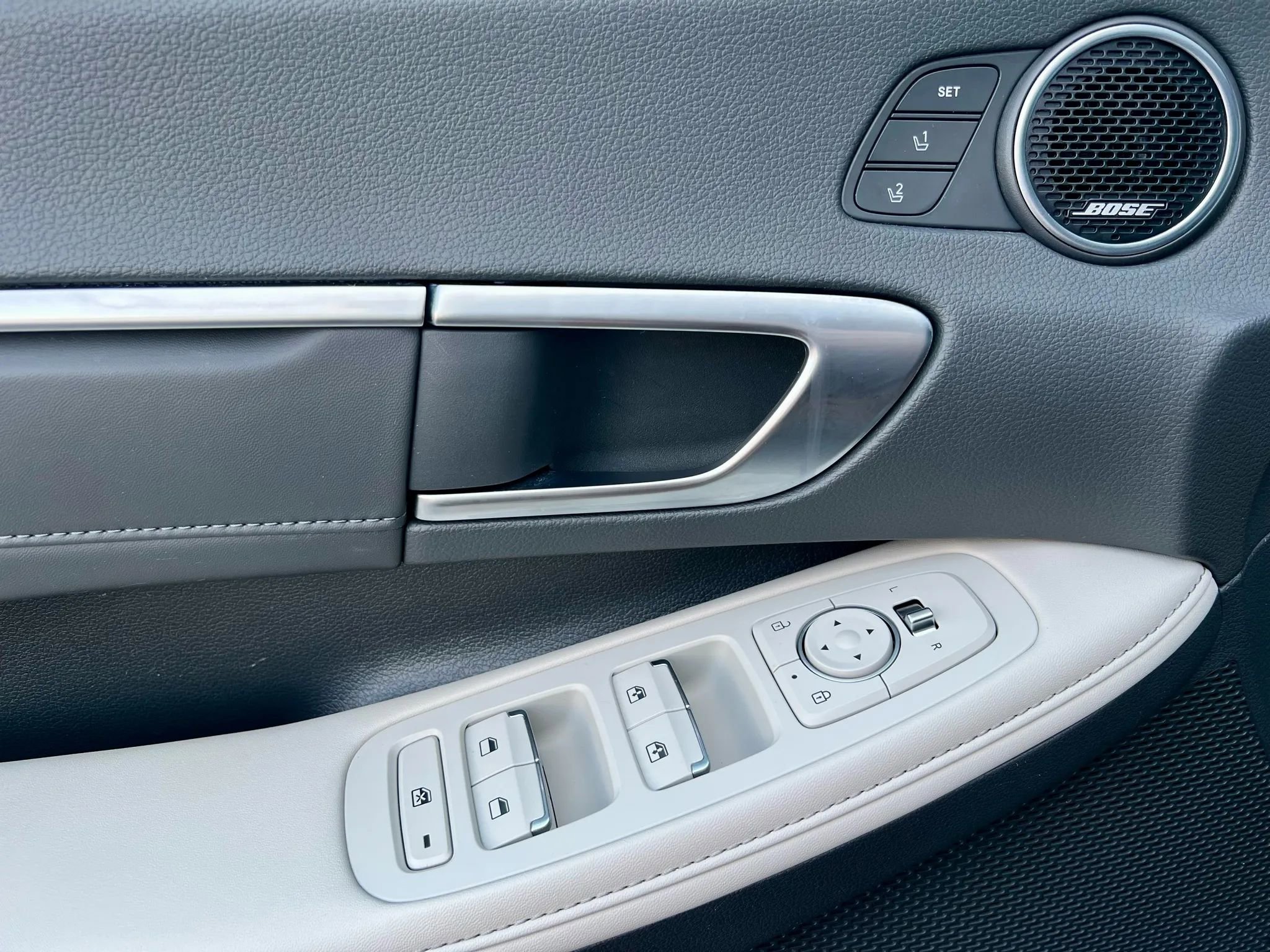 Used 2022 Hyundai Sonata Limited image 25