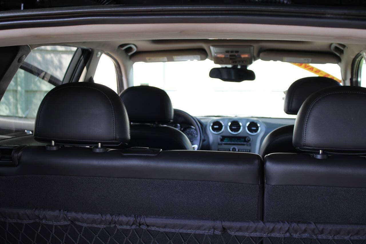 Used 2014 Chevrolet Captiva Sport LTZ FWD image 33