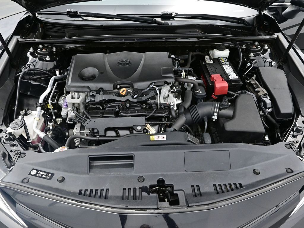 Used 2019 Toyota Camry LE image 12