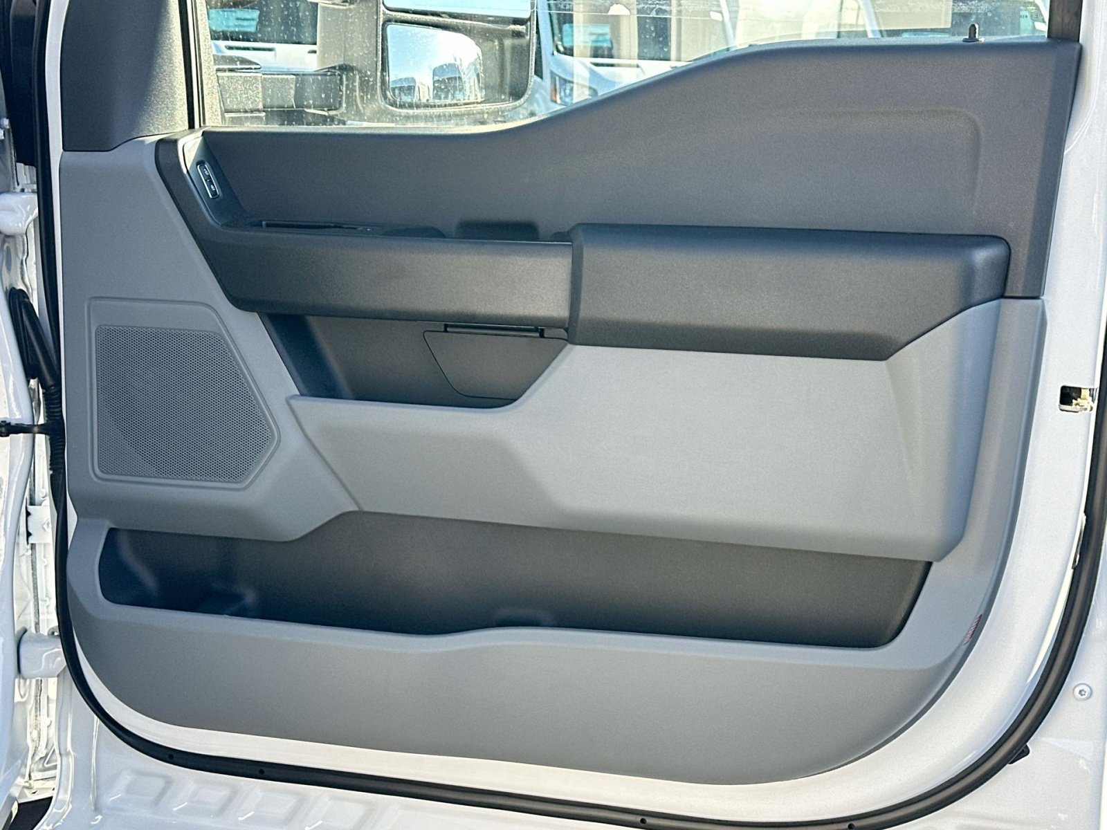 New 2026 Ford F550 4x4 Crew Cab Super Duty w/ XL Chrome Package image 40