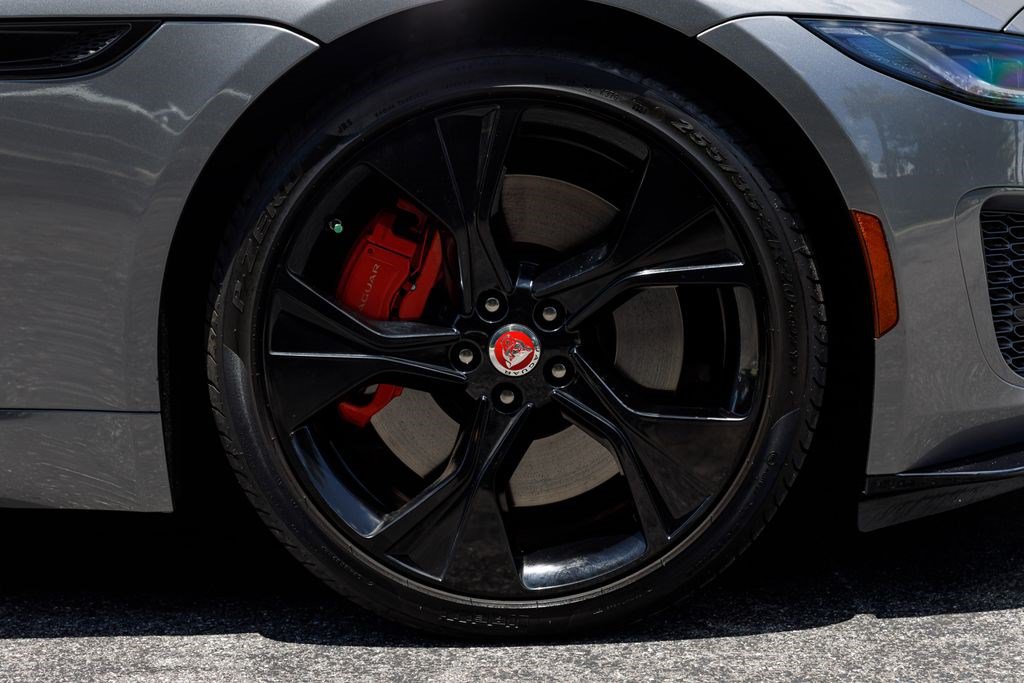Used 2021 Jaguar F-TYPE R AWD/4WD image 27