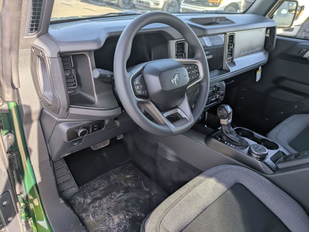 New 2025 Ford Bronco 4-Door image 18