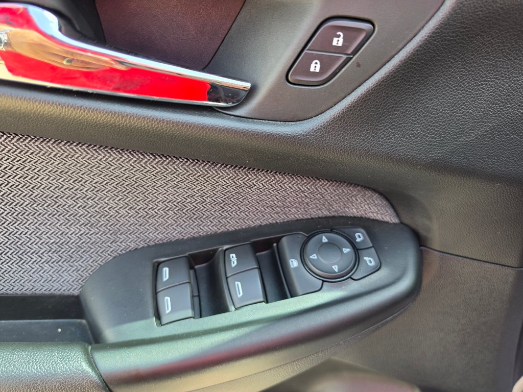 Used 2024 Chevrolet TrailBlazer LT w/ Driver Confidence Package FWD image 23