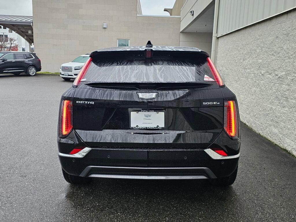 New 2026 Cadillac Optiq Luxury 2 image 5