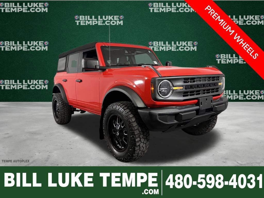Used 2023 Ford Bronco Black Diamond image 1