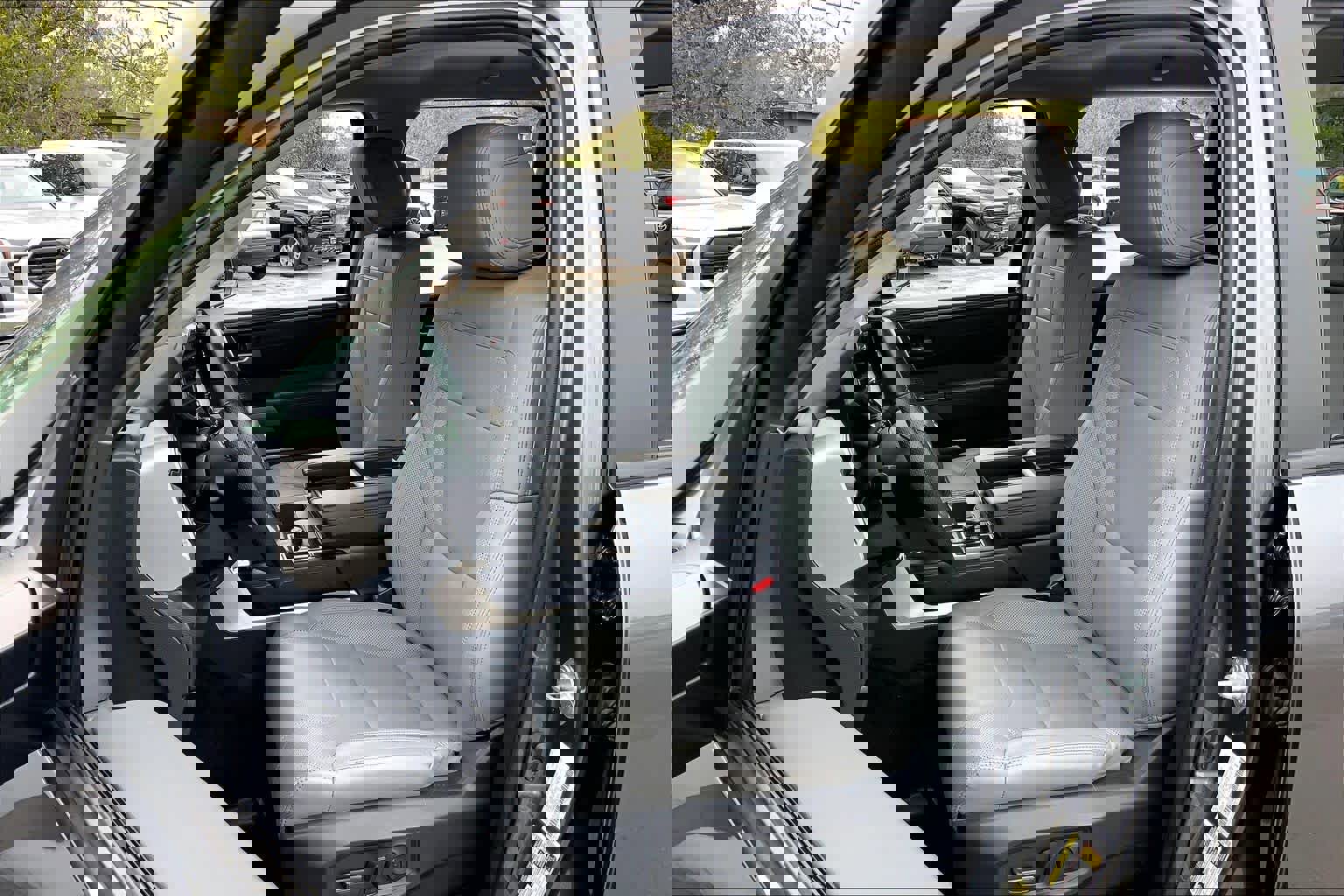 Used 2024 Toyota Tundra SR5 image 7