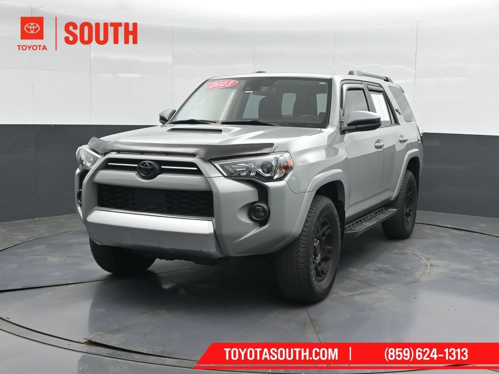 Used 2023 Toyota 4Runner TRD Off-Road AWD/4WD image 5