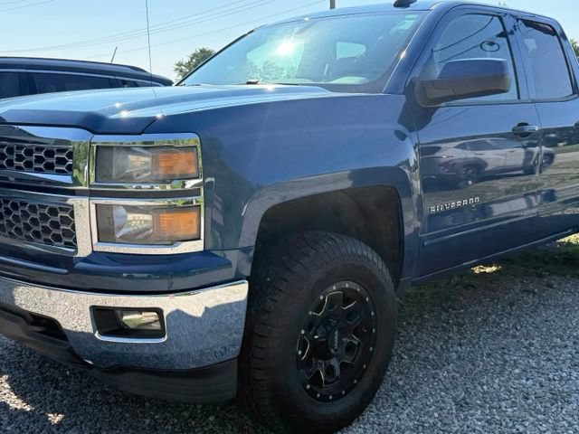 Used 2015 Chevrolet Silverado 1500 LT w/ All Star Edition AWD/4WD image 2