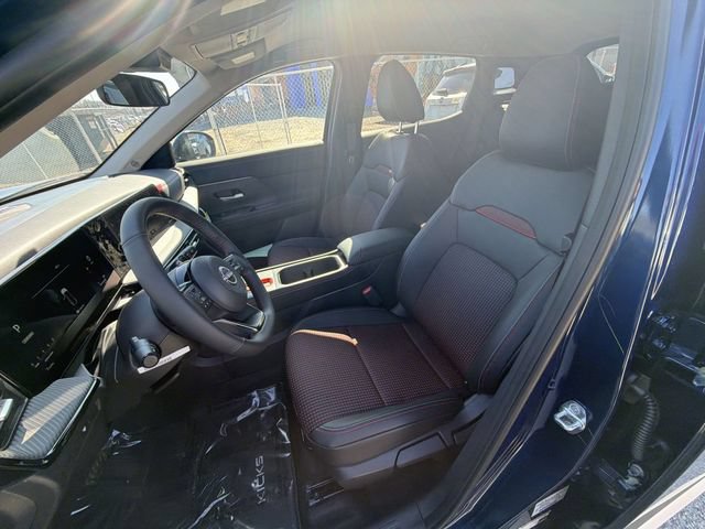 New 2026 Nissan Kicks SR w/ Cold Weather Package AWD/4WD image 11