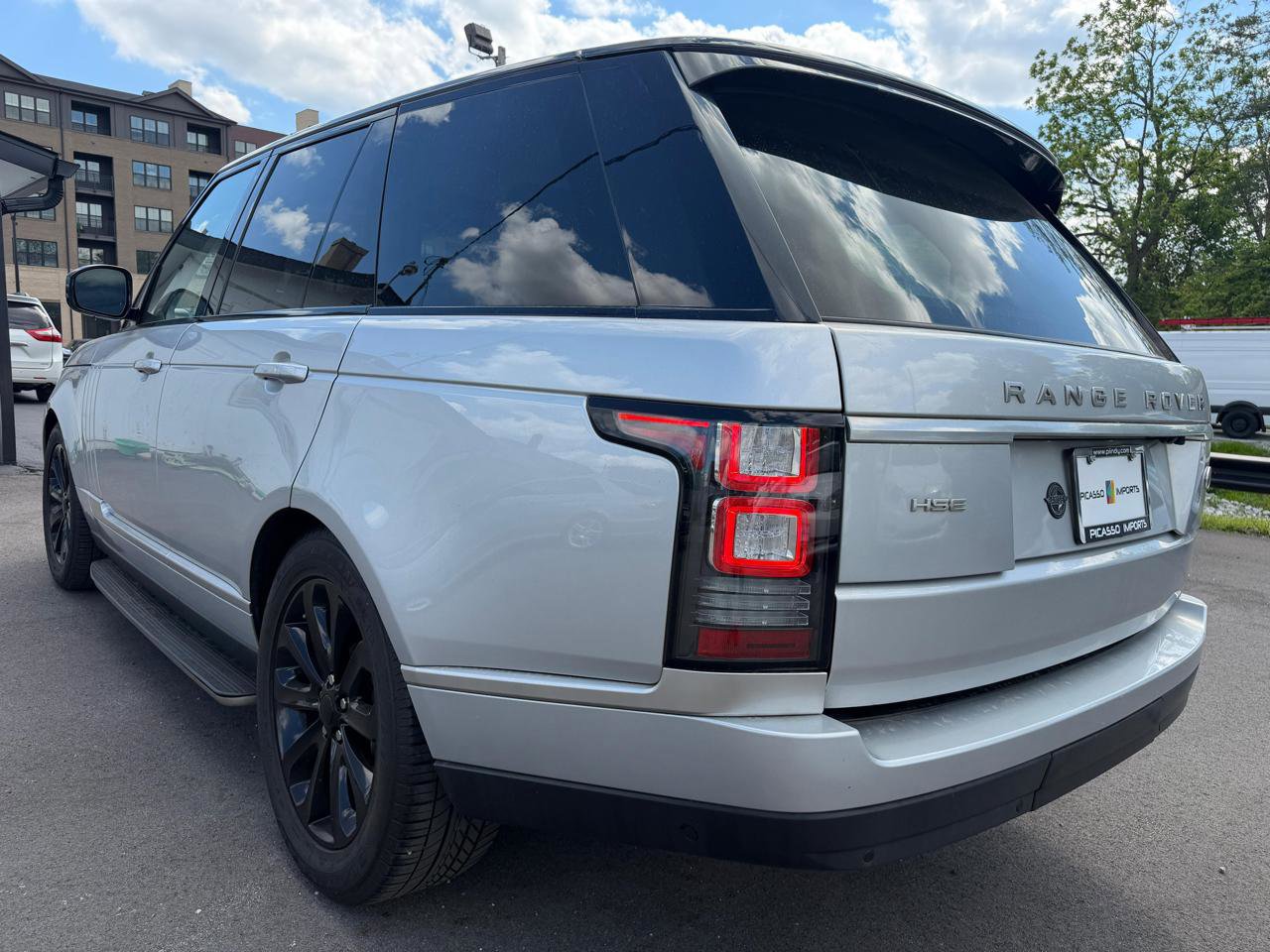 Used 2017 Land Rover Range Rover HSE AWD/4WD image 6