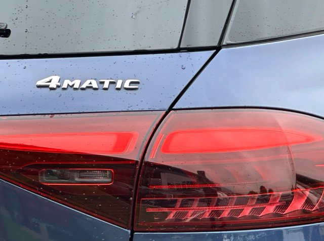 Used 2025 Mercedes-Benz GLE 450 4MATIC w/ AMG Line Exterior image 14