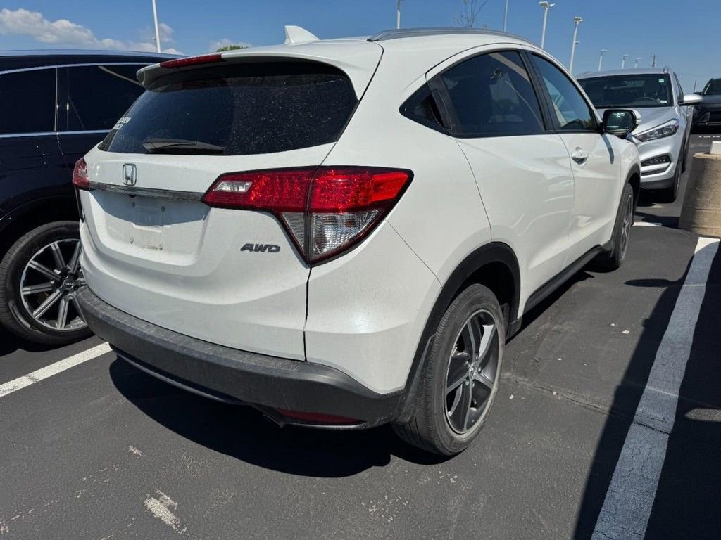 Used 2021 Honda HR-V EX-L image 2