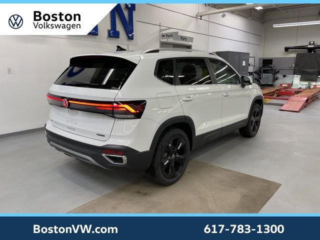 New 2026 Volkswagen Taos SEL AWD/4WD image 4