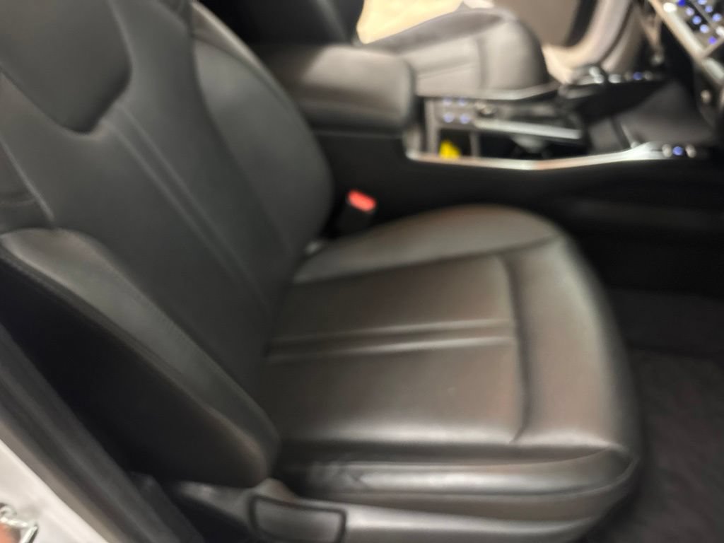Used 2023 Kia Sorento S AWD/4WD image 35