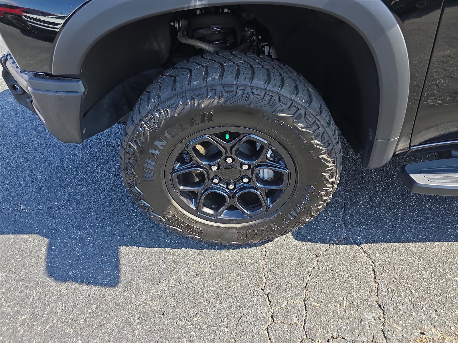 Used 2024 Chevrolet Silverado 1500 ZR2 w/ ZR2 Bison Edition image 11