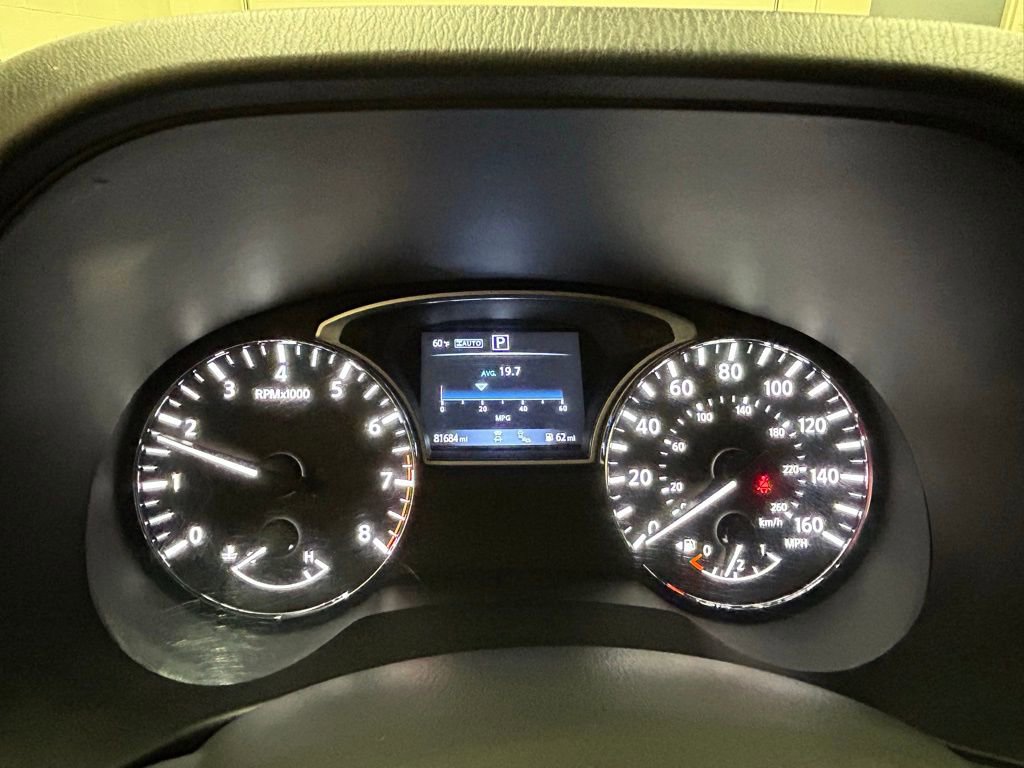 Used 2017 Nissan Pathfinder Platinum w/ Family Entertainment Package image 21