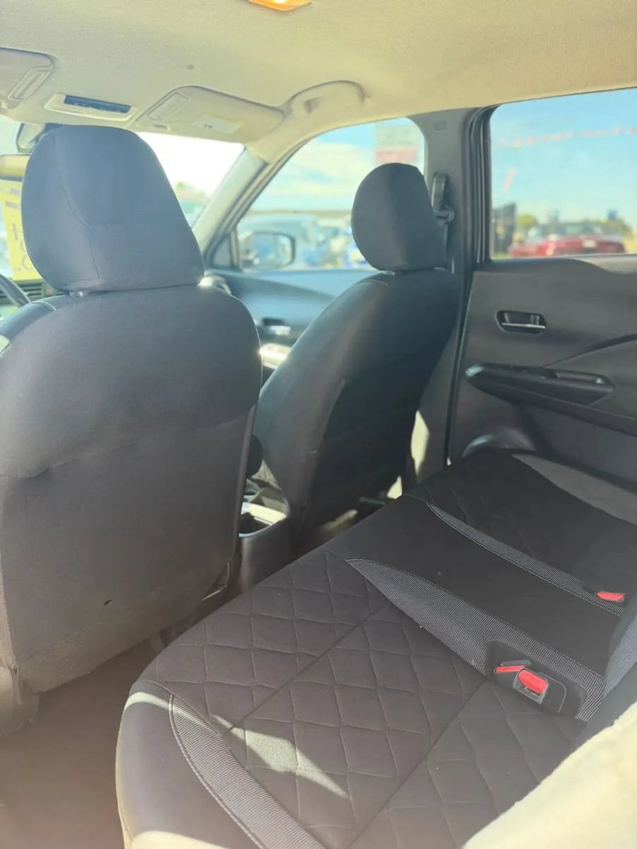 Used 2020 Nissan Kicks SV FWD image 17