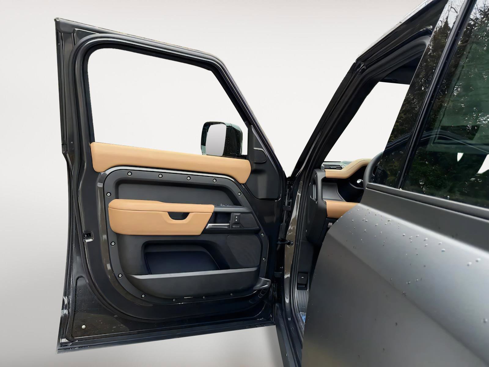 New 2026 Land Rover Defender 110 V8 AWD/4WD image 5