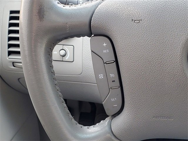 Used 2006 Cadillac DTS w/ Sun And Sound Package image 20