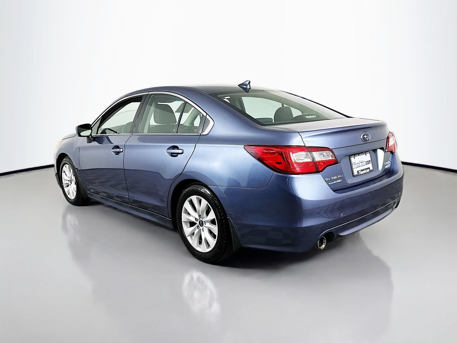 Used 2016 Subaru Legacy 2.5i Premium w/ Popular Package #1 AWD/4WD image 5