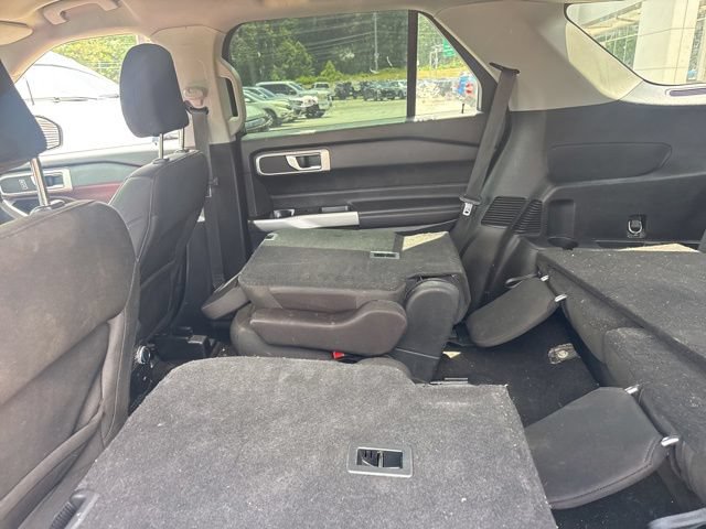 Used 2021 Ford Explorer XLT RWD image 40