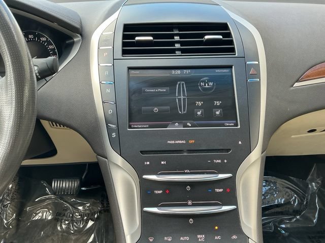Used 2014 Lincoln MKZ AWD w/ Equipment Group 101A Select image 21
