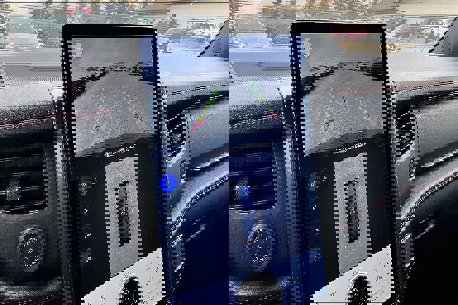 Used 2024 Ford Expedition Limited image 31