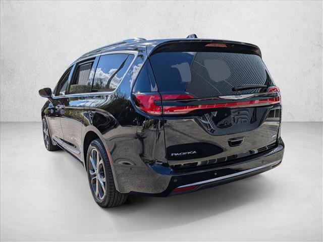 Used 2024 Chrysler Pacifica Pinnacle image 8