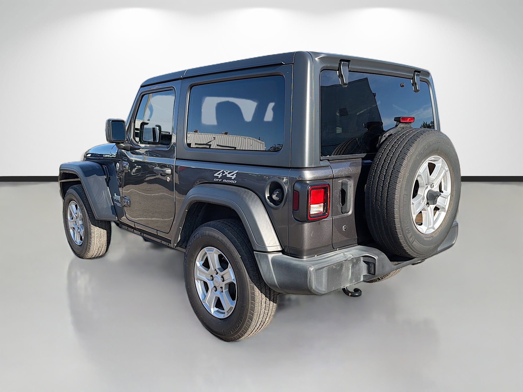 Used 2019 Jeep Wrangler Sport image 5