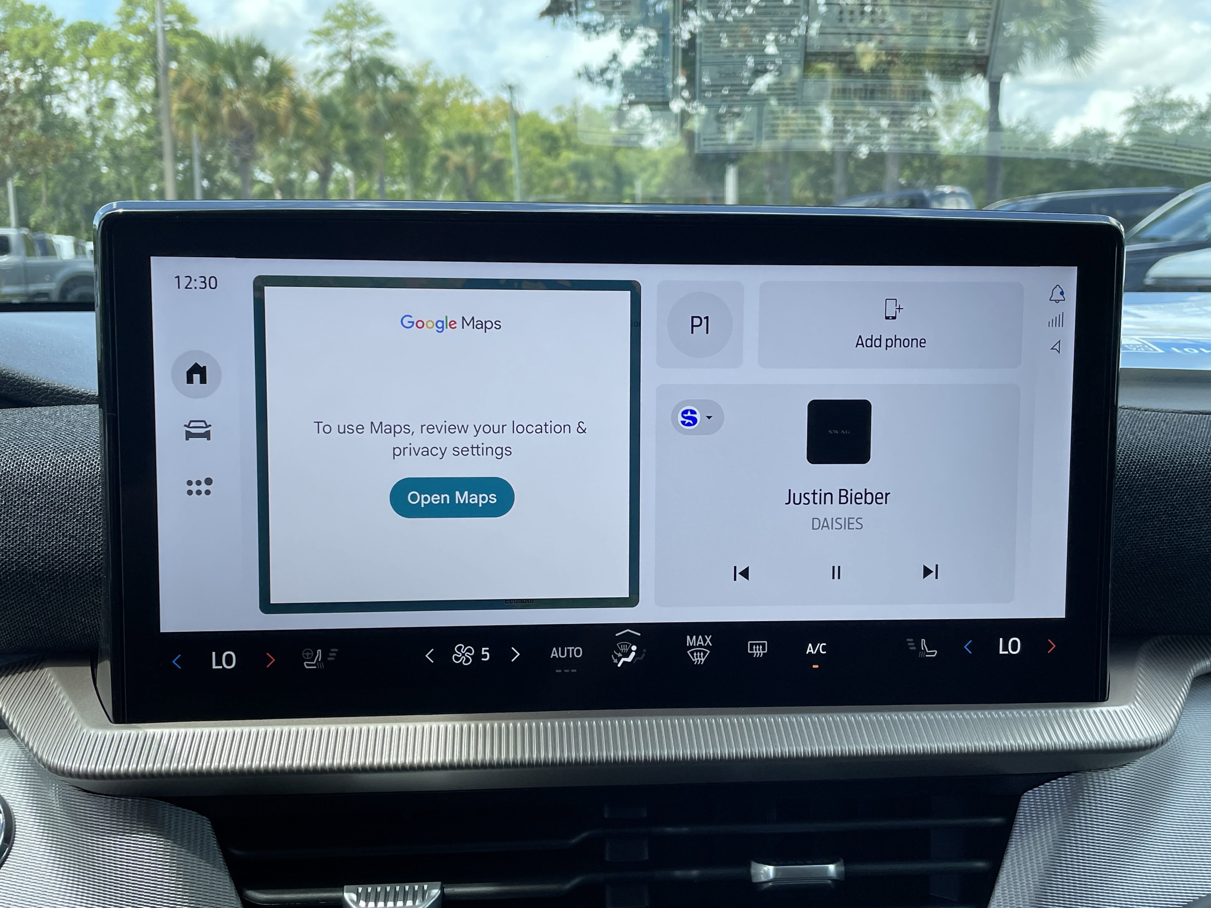 New 2025 Ford Explorer Active w/ Active Comfort Package image 26