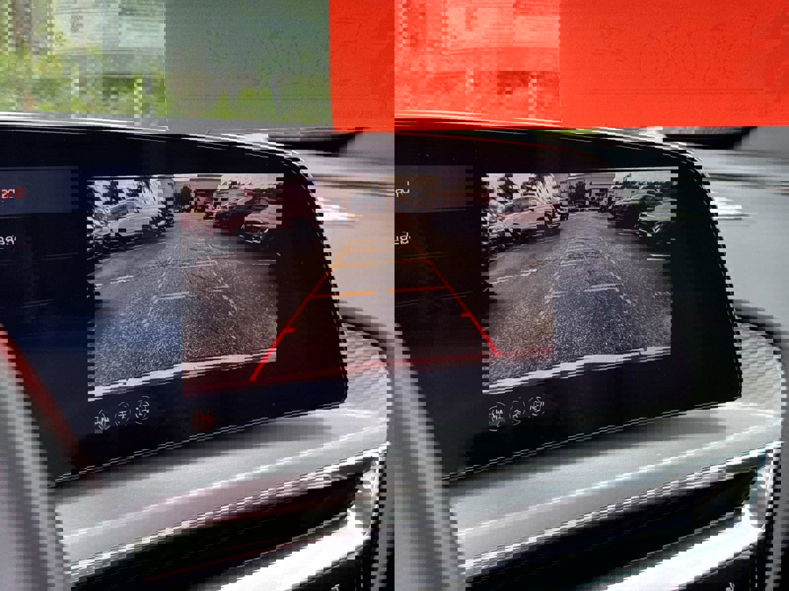 New 2025 Cadillac Lyriq Luxury image 25